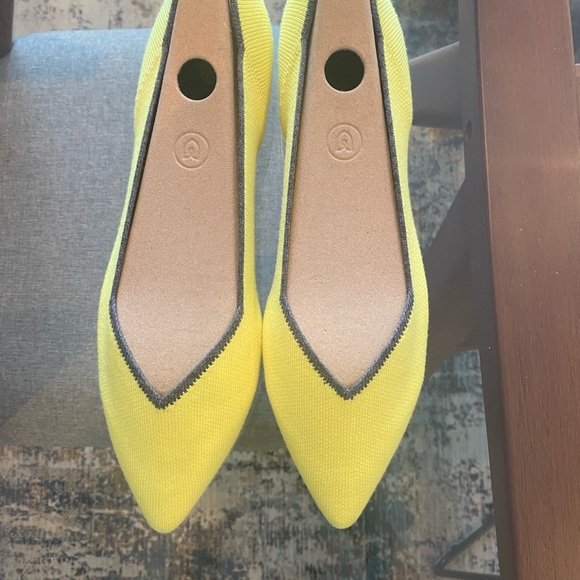 New Rothy’s Merino Points - Picture 3 of 3